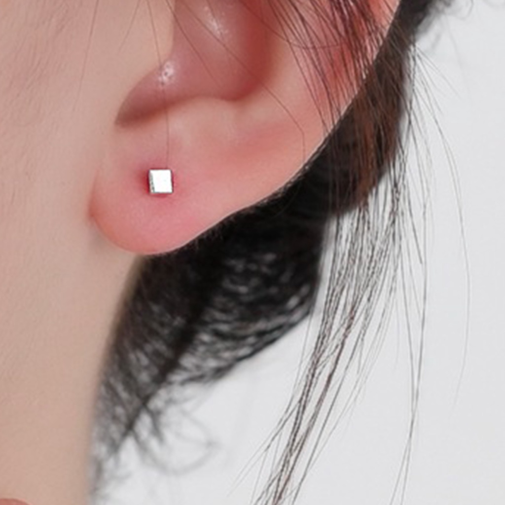 1 Đôi Bông Tai Hình Vuông mini Thời Trang Dành Cho Nữ