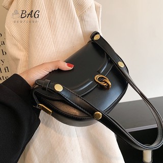 Túi đeo chéo phong cách retro thời trang cao cấp mới 2023