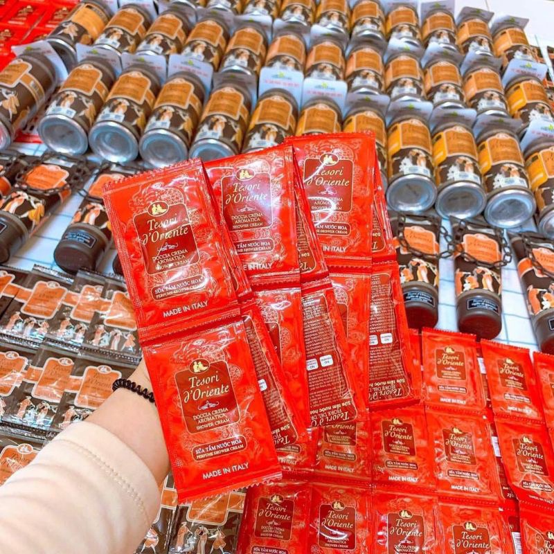 Dây 12 Gói Sữa Tắm Tesori d’Oriente 9ml Hàng Công Ty Nhập Khẩu