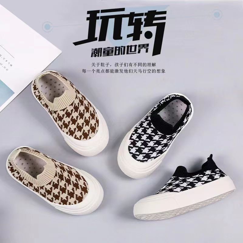 Giày Thể Tho Siêu Nhẹ In Họa Tiết Hoạt Hình Dễ Thương Cho
