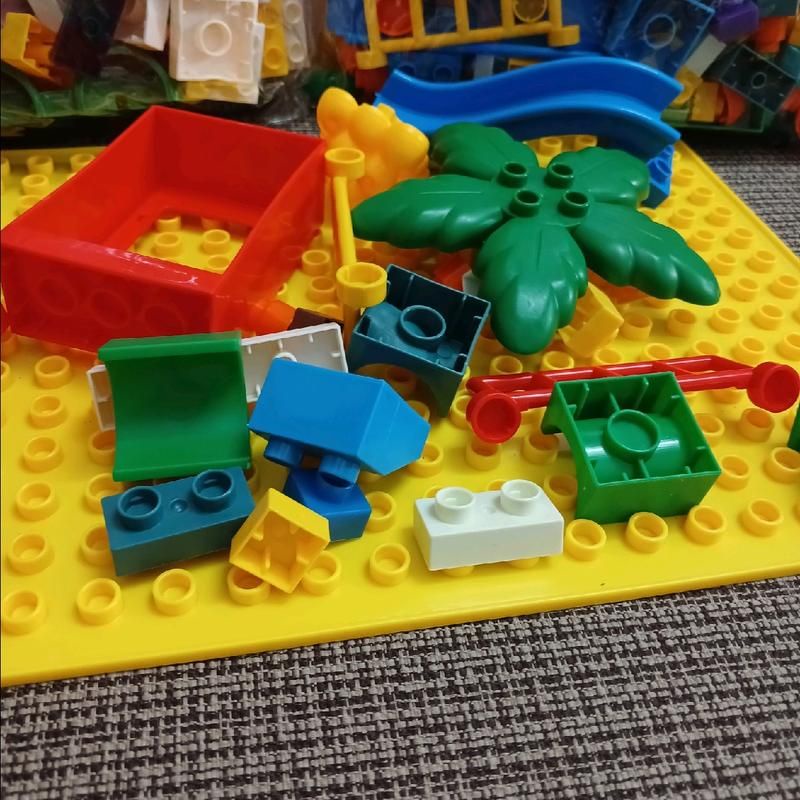 Đồ chơi xếp hình nhiều chủ đề - Mô hình nhà, các phương tiện giao thông cho bé