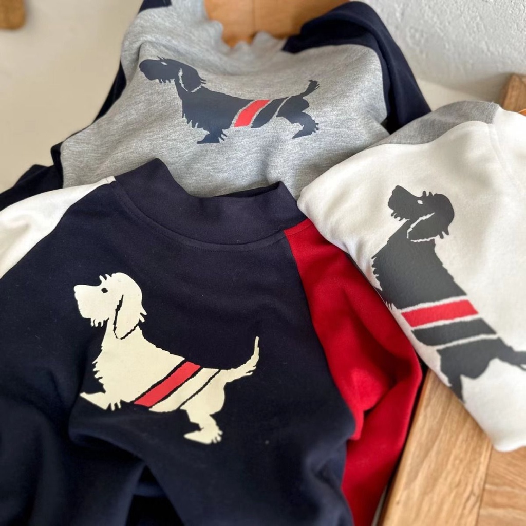 Áo Sơ Mi Tay Dài Vải Nhung Ấm Áp In Họa Tiết Hoạt Hình Phong Cách Đức Thời Trang Thu Đông Cho Bé Trai Và Gái