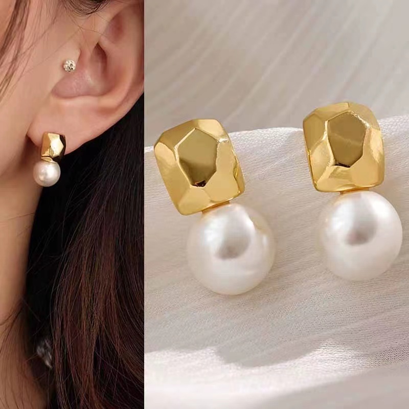 Khuyên Tai Đính Ngọc Trai Phong Cách Hàn Quốc Thời Trang 2023