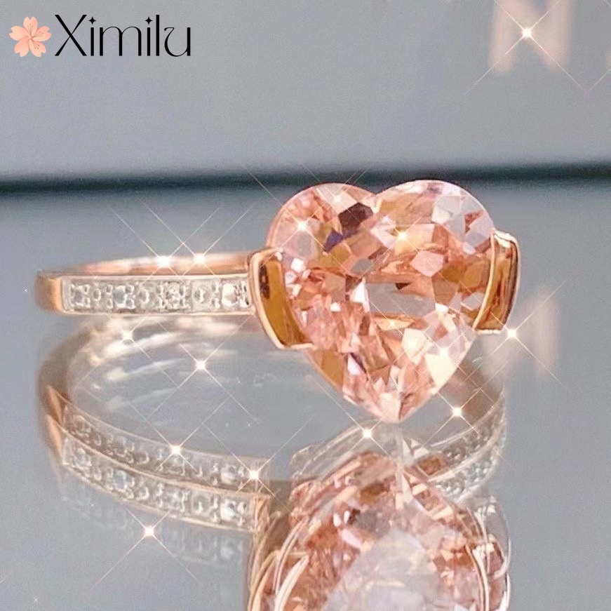 Đá quý morganite hình trái tim, nhẫn vàng champagne sang trọng