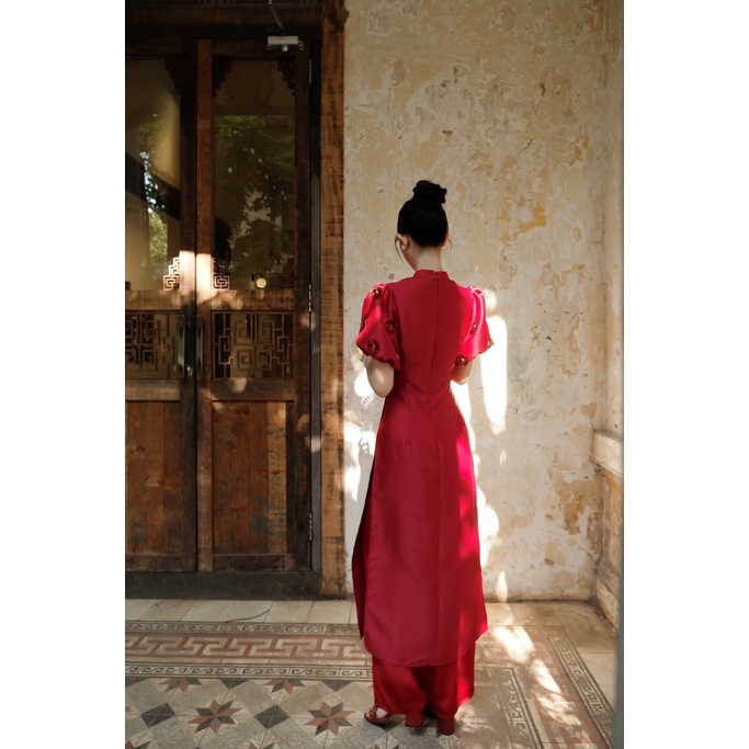 RUBIES Áo Dài Cẩm Tú