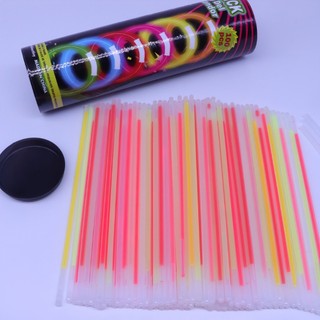 Hộp 100 que phát sáng kèm 100 đầu nối thành vòng tay, glow stick nhiều màu-BOMME