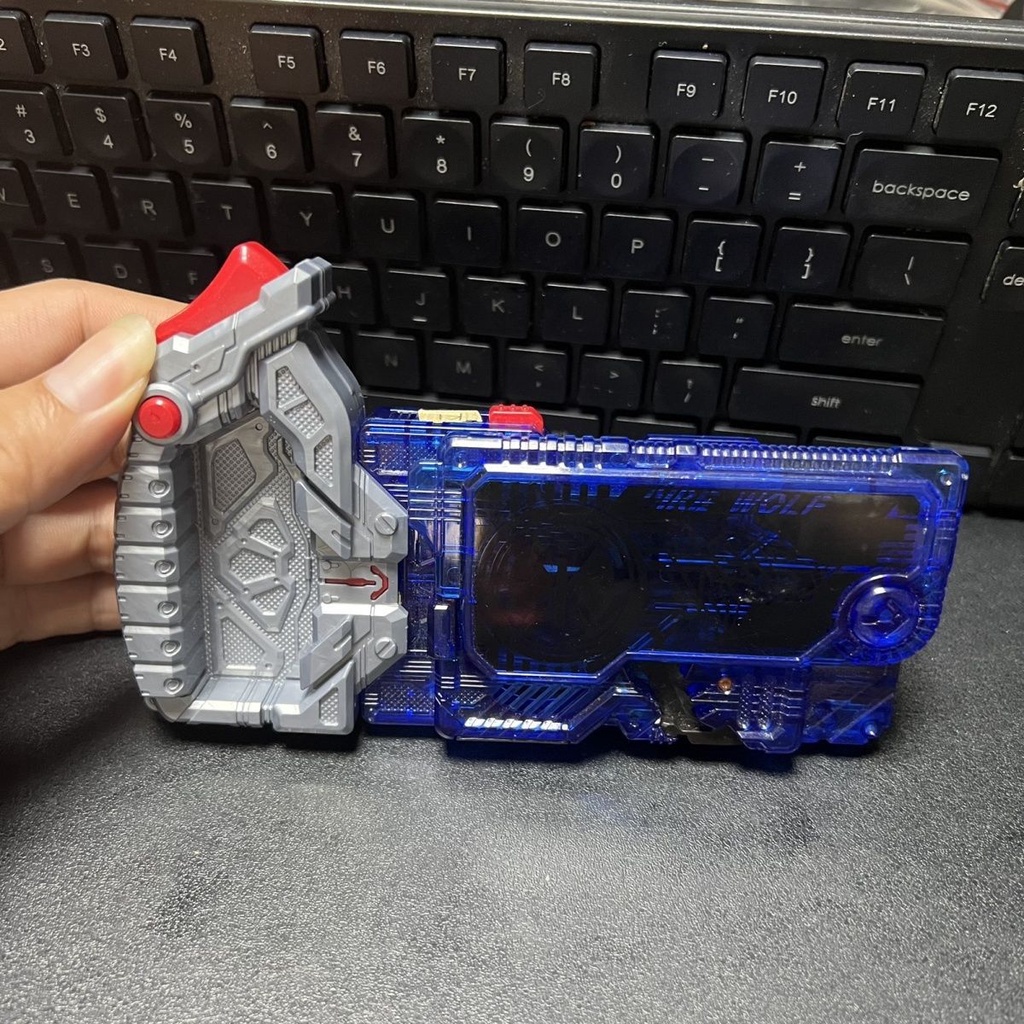 Cassette Đai kamen rider dx hell locust fear key lots 3 Bản Bài Hát bgm synchronization
