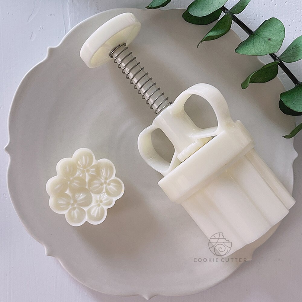 Khuôn Làm Bánh Trung Thu Hình Hoa 3d 50g