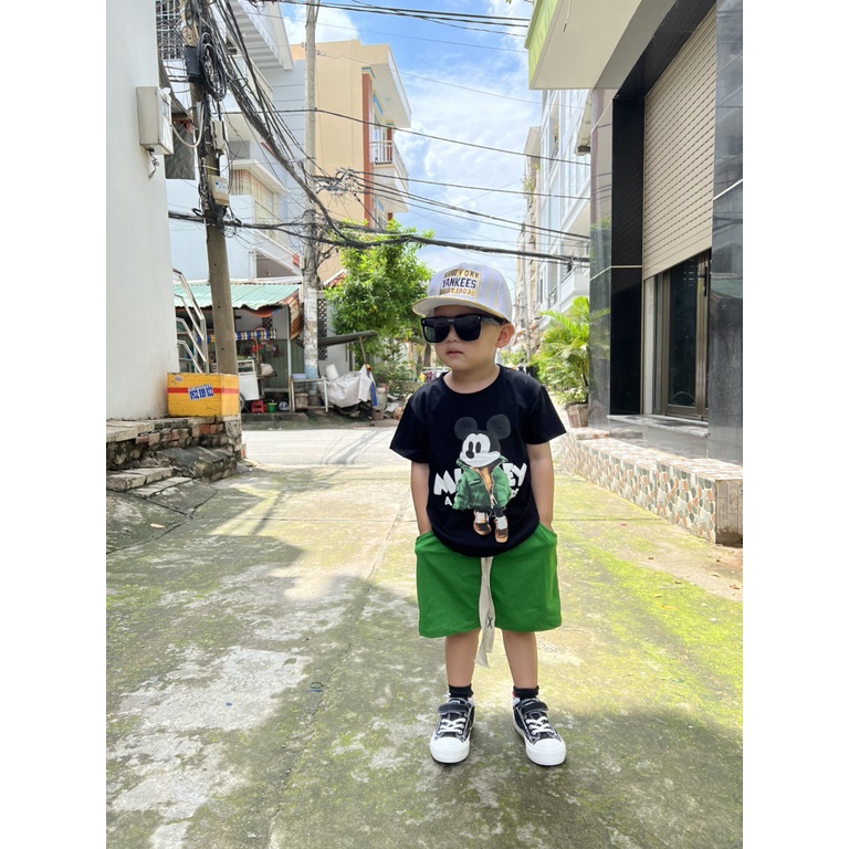 Bộ áo thun cotton in nổi phối quần thun lửng cho bé