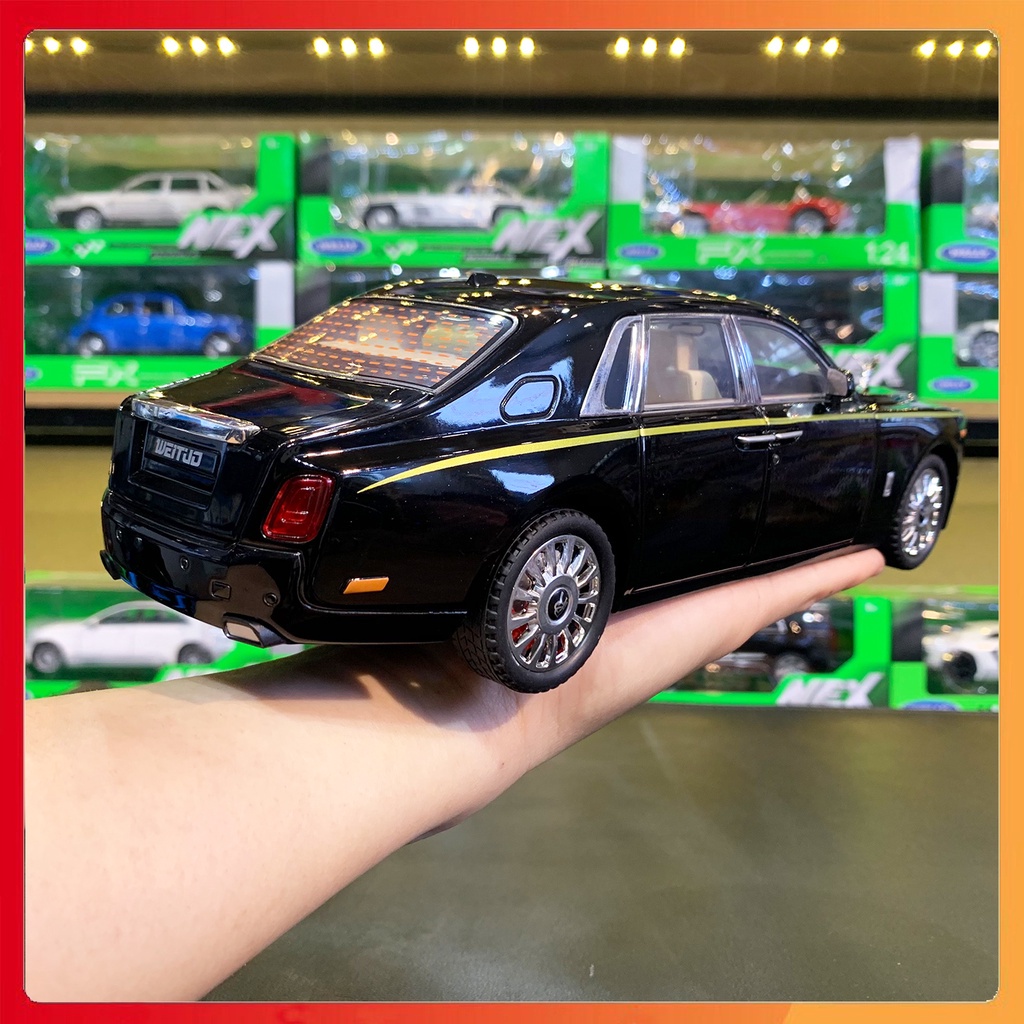 Xe mô hình Rolls Royce Phantom VIII