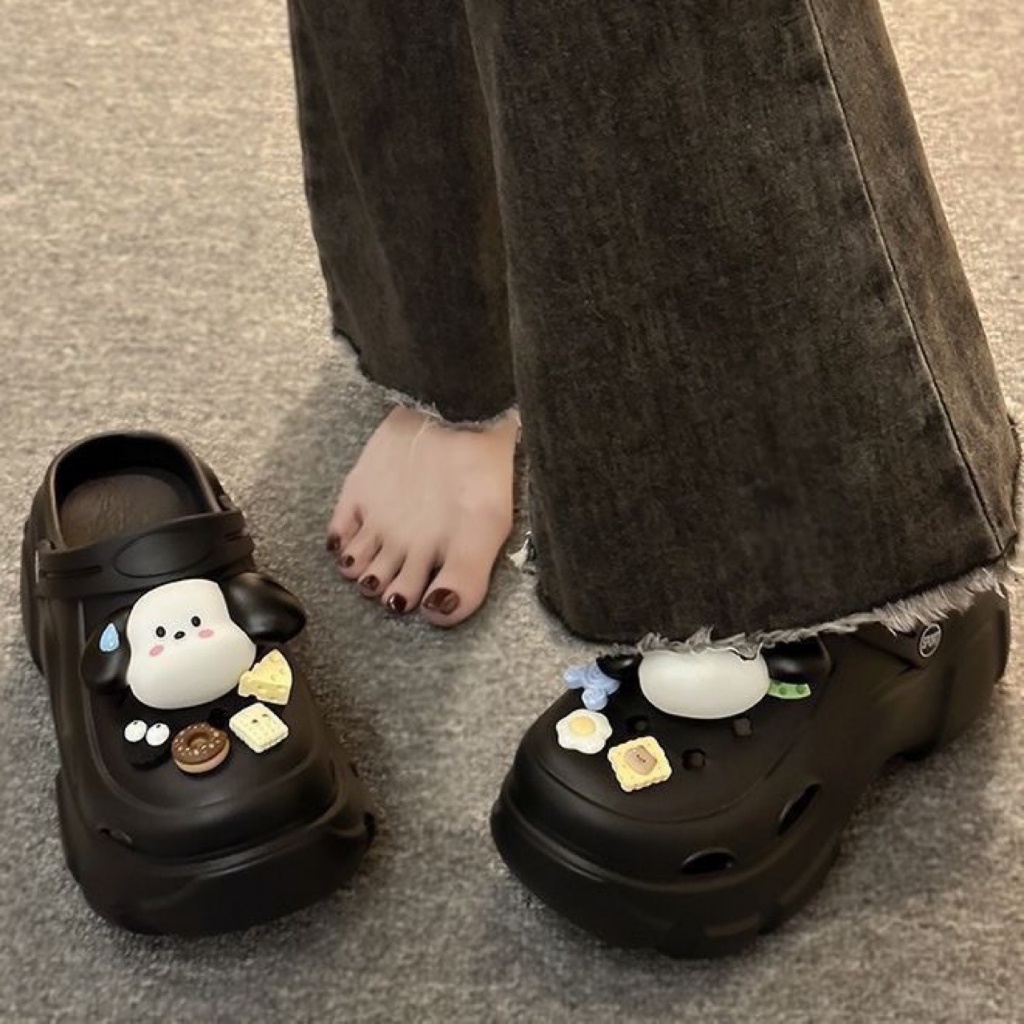 Dép Sục Cross Đế Bánh Mì Nam Nữ Cao 3cm Sticker Hình Chó Chất Liệu EVA Nhẹ Êm, Trend Thu Đông 2023