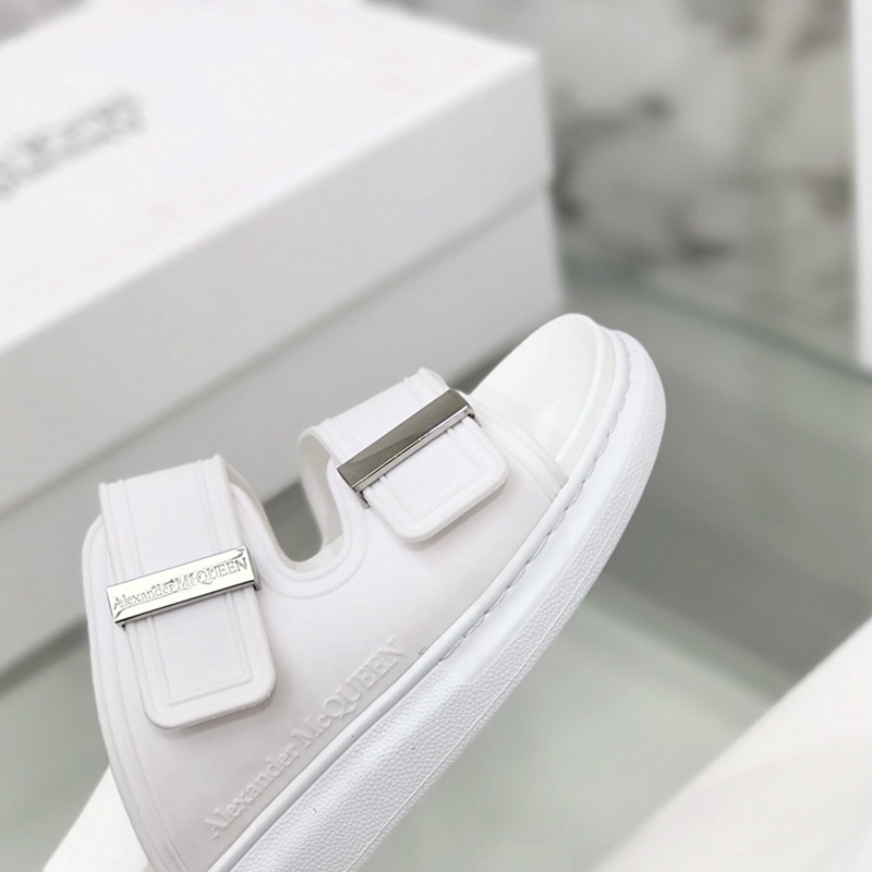 McQueen slippers white flat bottom casual fashion couple models non-slip Korean version of WOMEN'S shoes