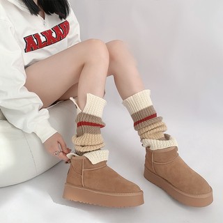 Vớ len ống vừa phối nút màu sắc phù hợp với tất len ống trung bình