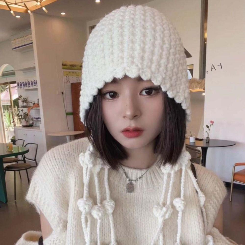 Mũ beanie Dệt Kim Tua Rua Đính Đá Phong Cách Hàn Quốc Bảo Vệ Tai Mừng Năm Mới