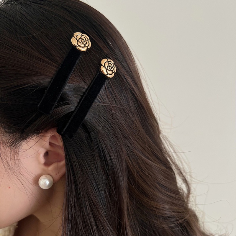 Kẹp tóc mái phủ nhung đen ĐÍNH CHỮ VÀNG tiểu thư phong cách sang trọng K145