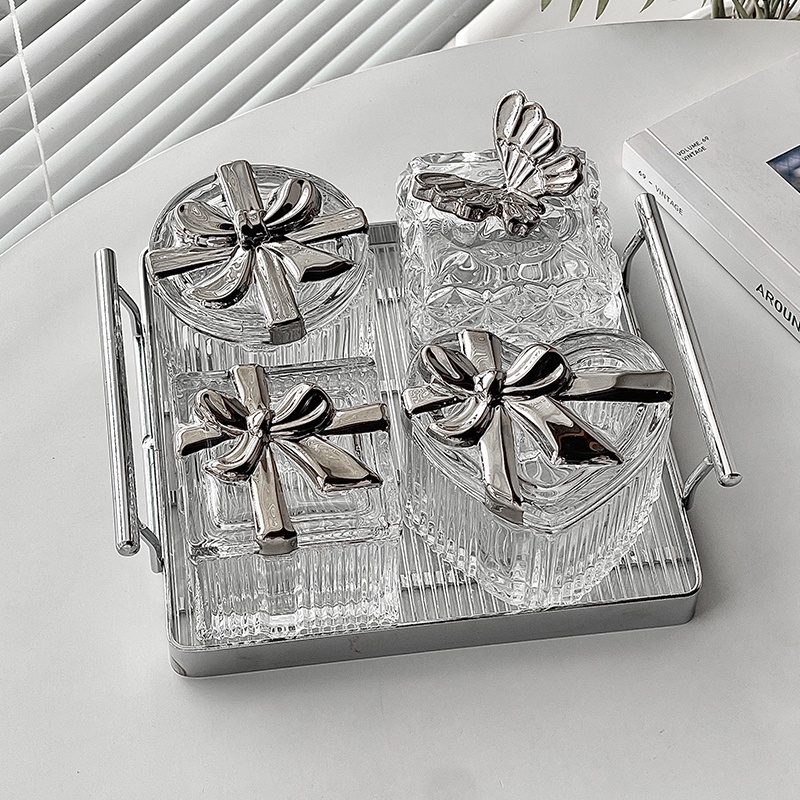 Hũ đựng mứt Tết 2024 thủy tinh kèm khay kim loại, Đĩa trái cây thủy tinh 4 ngăn cao cấp có nắp đậy - Mã: BK49