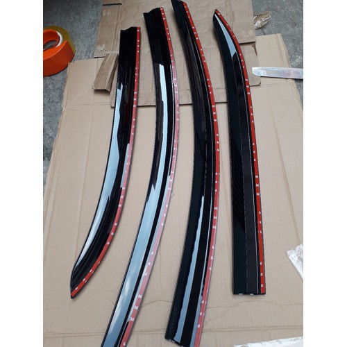 Vè Mưa i10 Bản Sendan 2014 - 2020 Nhựa đen cao cấp . ...