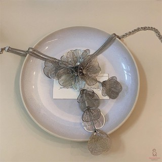 Vòng cổ Mặt Hoa Sang Trọng