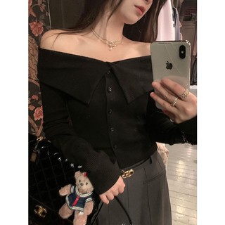 Áo Thun Tay Dài Trễ Vai Cài Nút Thời Trang Thu Đông Phong Cách Mới Cho Nữ