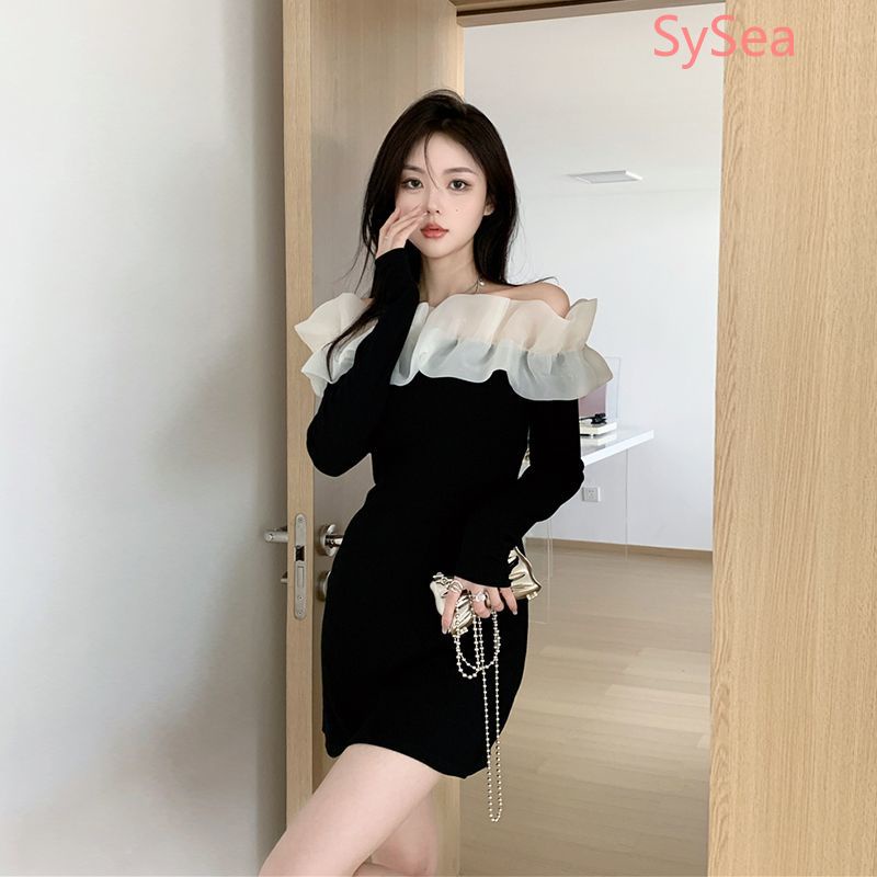 Đầm Trễ Vai Tay Dài Phối Ren Hoa Thiết Kế Quyến Rũ Cho Phái Nữ