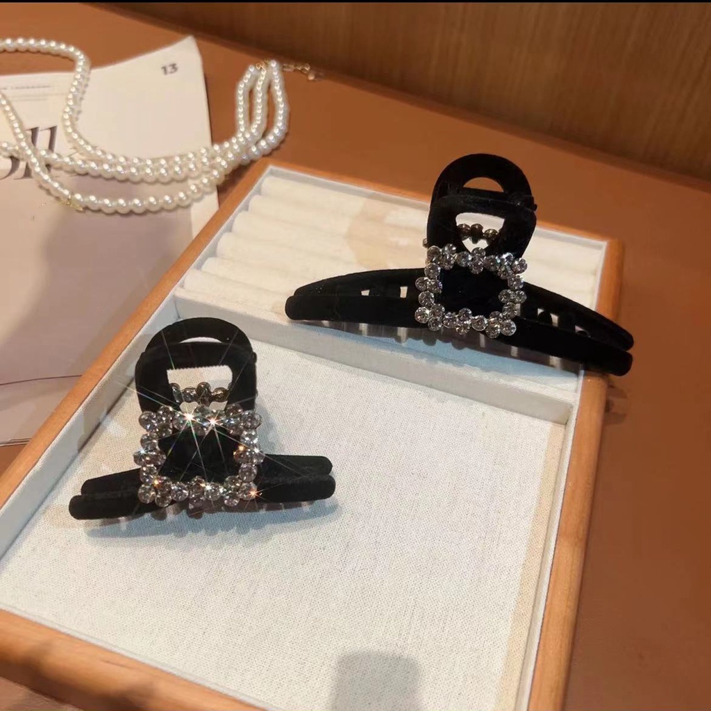 1 Kẹp Tóc Hình Vuông Màu Đen Kiểu Đan Chéo Cho Nữ 2 Kích Cỡ