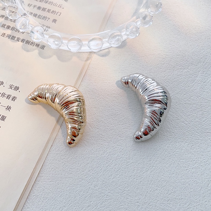 Huy Hiệu Cài Túi Xách Hình Con Bò croissant Màu Vàng / Bạc Cá Nhân Hóa Cho Nam Và Nữ
