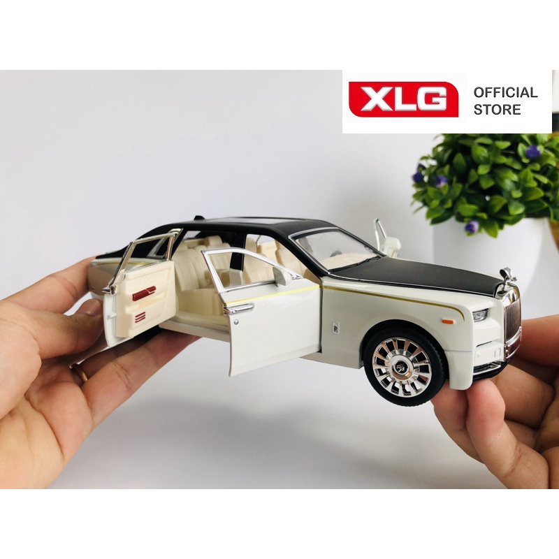 Xe mô hình Rolls Royce Phantom VIII 1:24 XLG bằng kim loại có đèn led âm thanhTặng ô tô