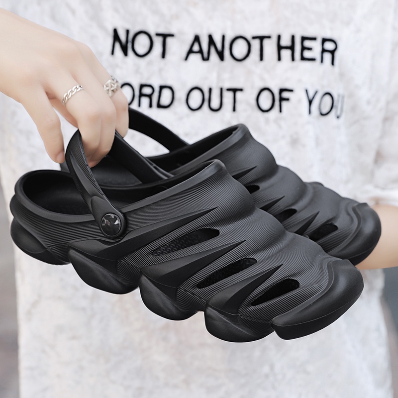 Tikp Giày Sandal Đục Lỗ Thoáng Khí size 40-45 1013 Cho Nam