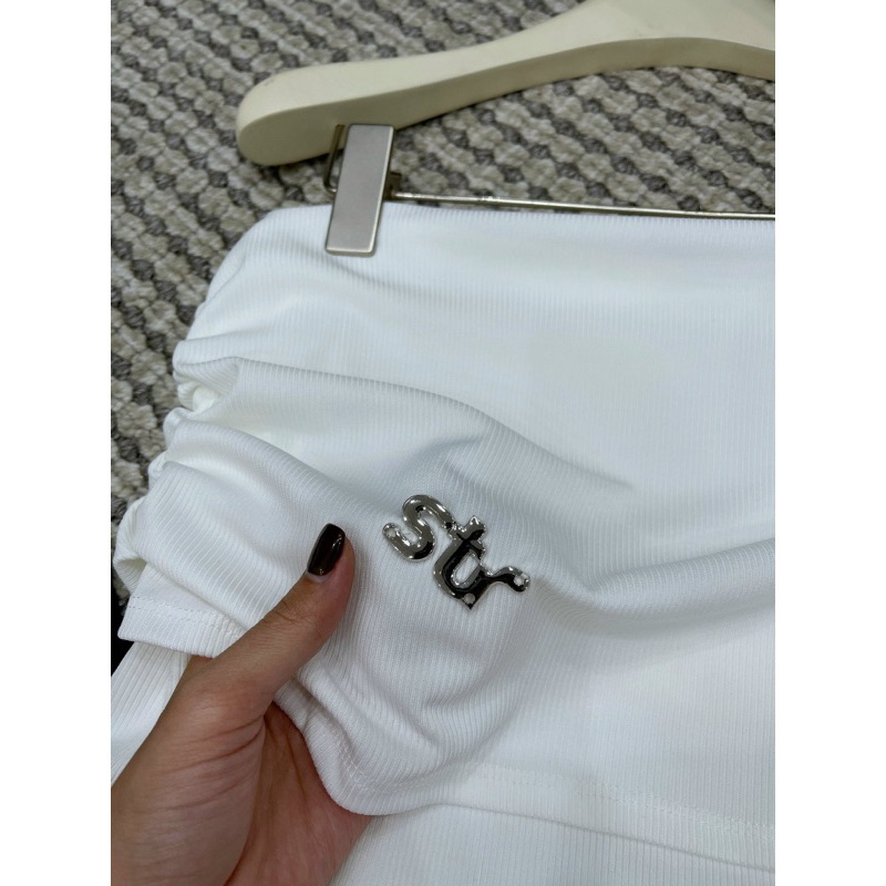 Đầm nữ thiết kế trễ vai dài tay kèm tag đính ngự c chất len tăm phối thô rúm phồng dáng midi dài Juns.Store