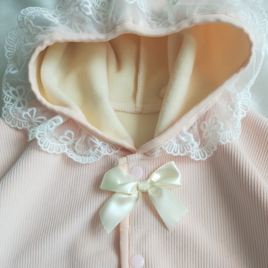 ÁO CHOÀNG VIỀN REN CÓ MŨ, LÓT LÔNG ẤM ÁP CHO BÉ- SIZE NHỎ- HÀNG QCCC