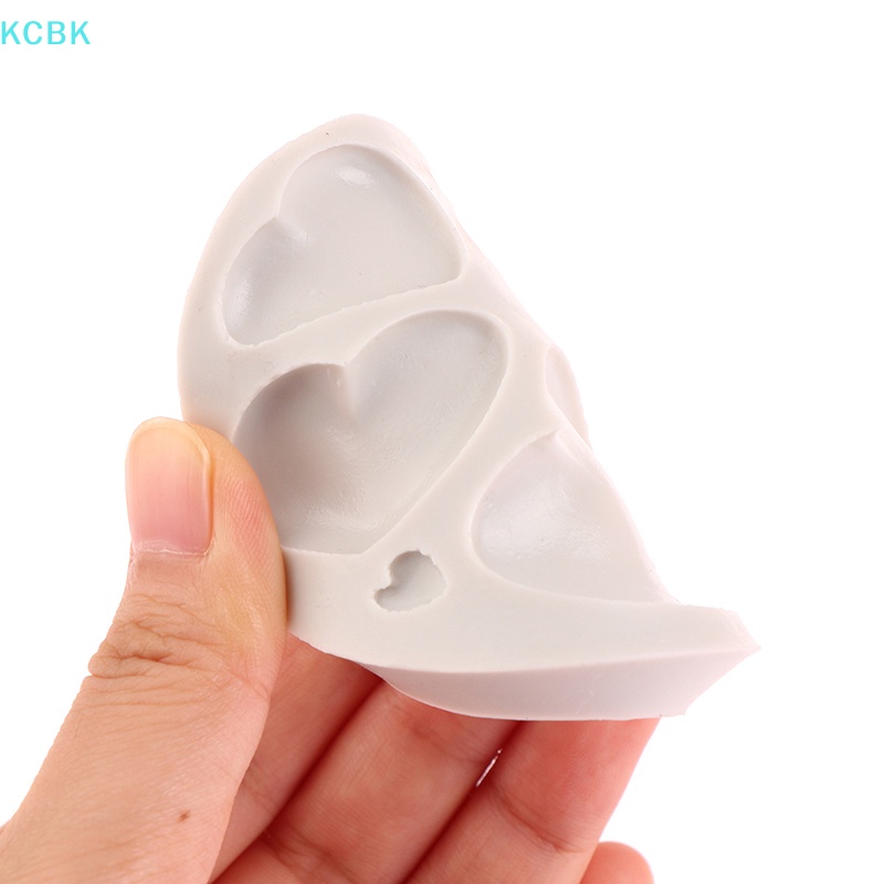1 Khuôn silicone Làm Bánh Hình Trái Tim Nhiều Màu