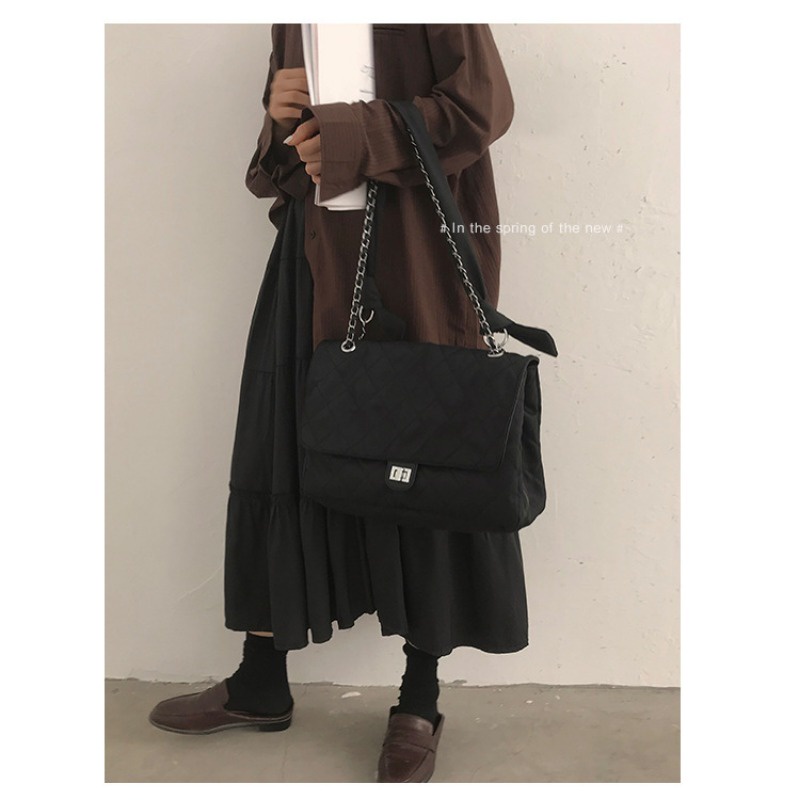 Mới Phong Cách Retro Đính Kim Cương Nylon Lớn Túi Xách Nữ Dây Xích Công Suất Lớn Túi Đeo Vai