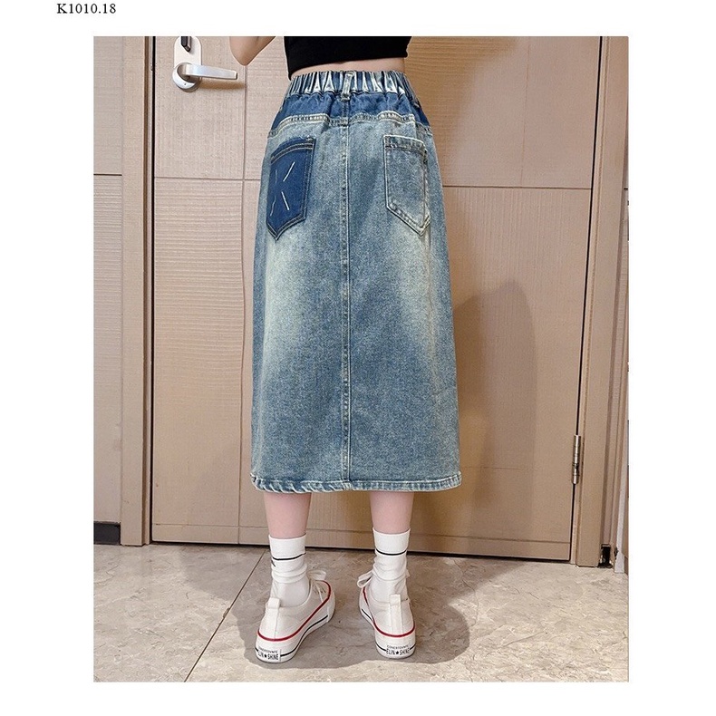 Chân váy jean dài xẻ trước