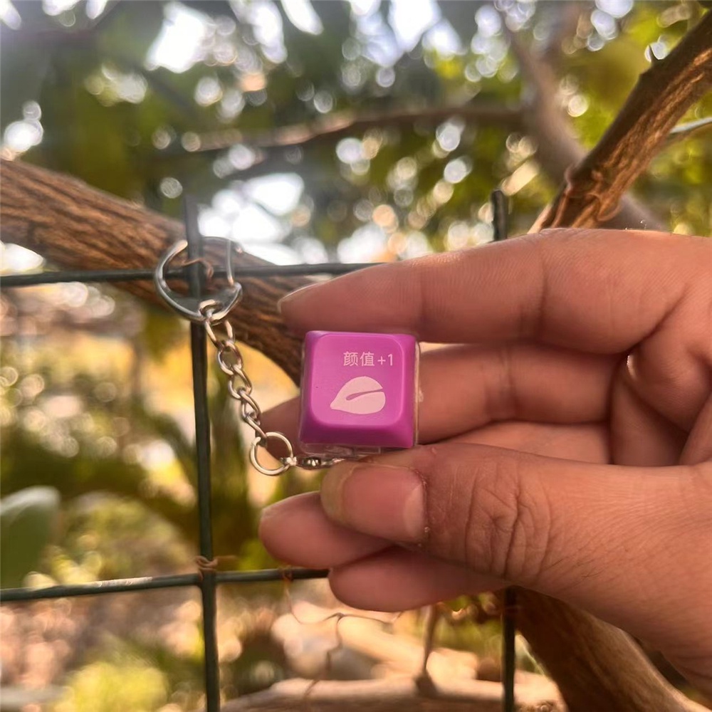 Bằng khen +1 Vòng cổ móc khóa giải nén Muyu Đèn LED Nút bấm đầu ngón tay Bàn phím cơ Nắp phím Mặt dây chuyền Antistress Đồ chơi flash12_vn
