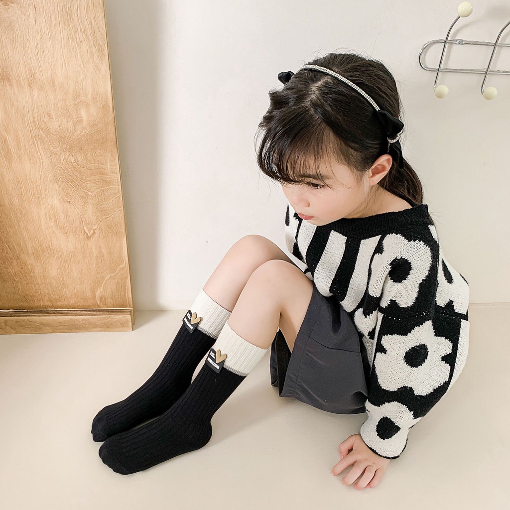 Vớ cotton Thu Đông Dài Trung Bình Màu Trơn Họa Tiết Hoạt Hình Dễ Thương Phù Hợp Với Tất Lửng Cho Bé Gái