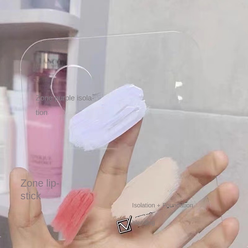 Bảng Phấn Nền Dạng Lỏng Trong Suốt Dễ Sử Dụng