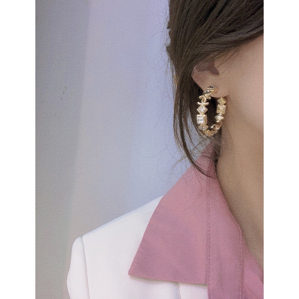 Thời Trang Bông Tai Tròn Bằng Thép Titan Chống Nước Không Gỉ In logo Chữ Cá Tính Cho Nữ