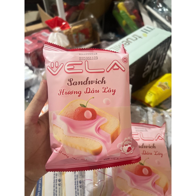 Bánh Sandwich Vela 45g đủ vị Sữa chua tươi, Việt quất, Dâu tây, Sốt xoài, Ruốc cay, Bò tiêu đen