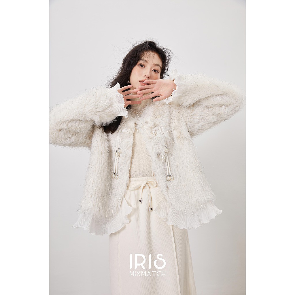 Áo khoác da lông trắng tuyết Iris Boutique IC2381680 - Chân váy
