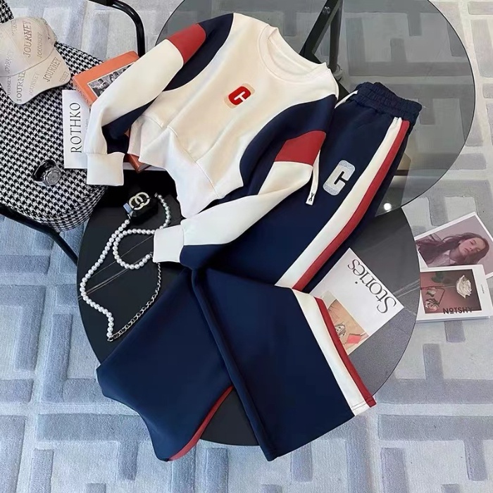 Set Áo Hoodie Dài Tay Cổ Tròn + Quần Thể Thao Thời Trang Nữ