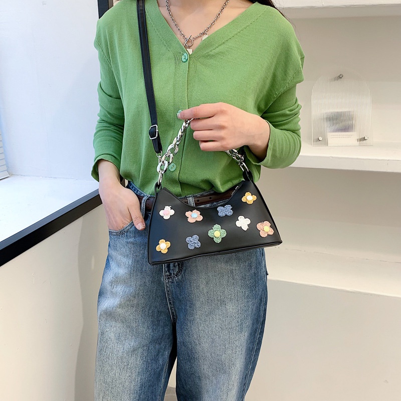 MOUSSON  Túi Đeo Chéo Dây Xích Thiết Kế Đơn Giản Hợp Thời Trang Cho Nữ