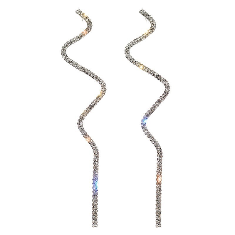 Khuyên Tai Tua Rua Dài Hình Rắn Đính Kim Cương Lấp Lánh Dễ Phối Đồ Phong Cách Hàn Quốc