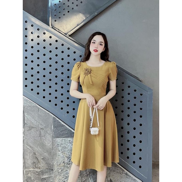 Váy thiết kế ngực đính hoa, dáng bút xòe V700 Flora Dress SUHA Fashion