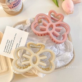 Set 2 Kẹp Tóc Cá Mập Lớn Hình Bướm