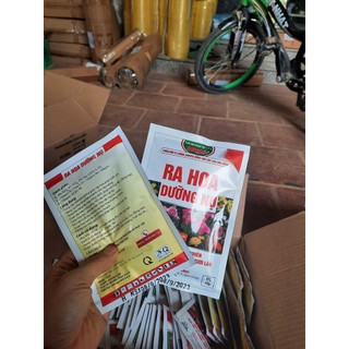 Phân bón ra hoa dưỡng nụ kích ra hoa to mập nụ lâu tàn - gói 50gr -bạn của nhà nông