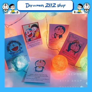1 Tấm bìa ảnh Doraemon trang trí tường, decor, chụp ảnh kích thước 9x12cm Flashcard trích dẫn ýnghĩa song ngữ Anh - Việt