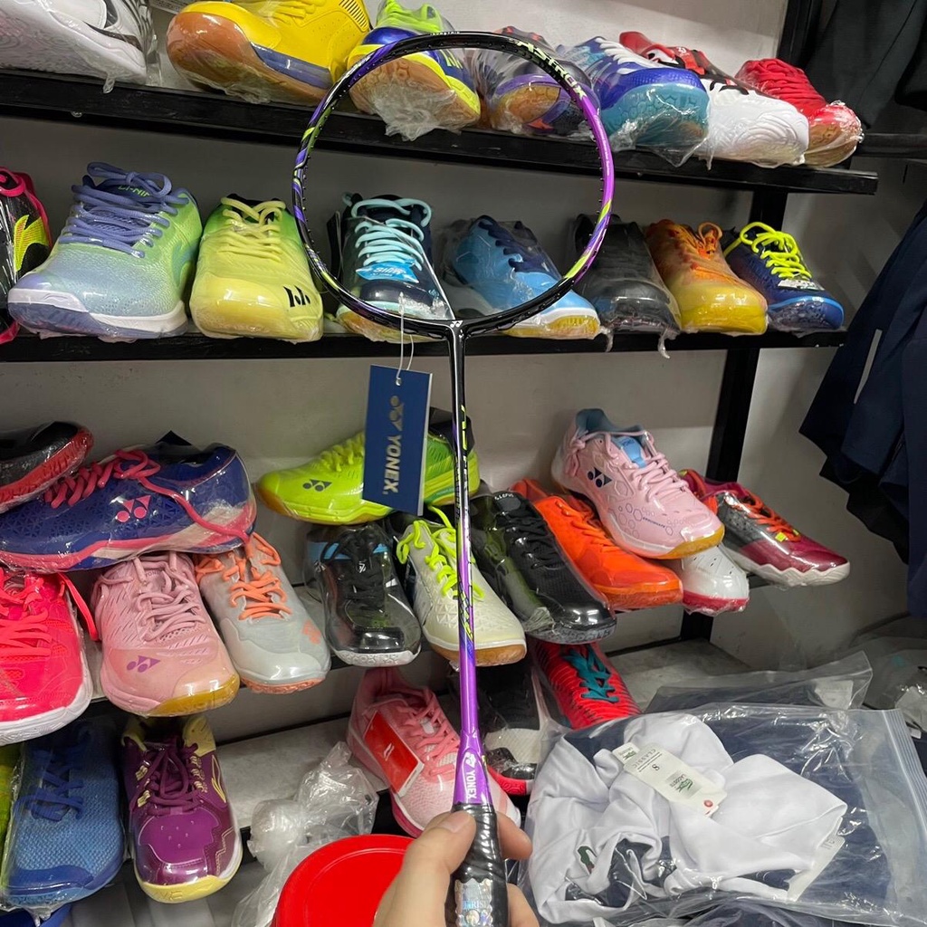 1 Vợt cầu lông Yonex Khung 100% Cacbon