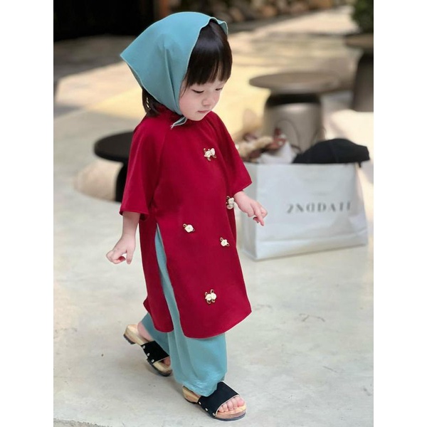 Set Áo Dài Xuông Đính Hoa Cho Bé