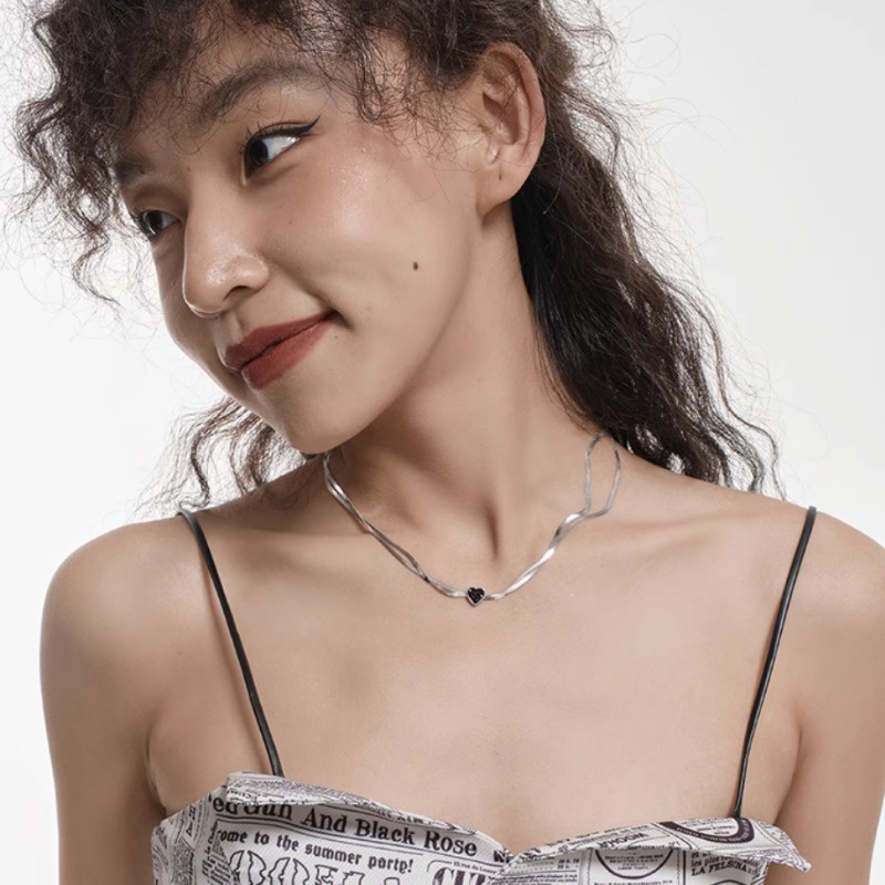 We flower Vòng cổ Hai Lớp Bằng Thép Không Gỉ Mặt Hình Trái Tim Màu Đen Thời Trang Cho Nam Và Nữ