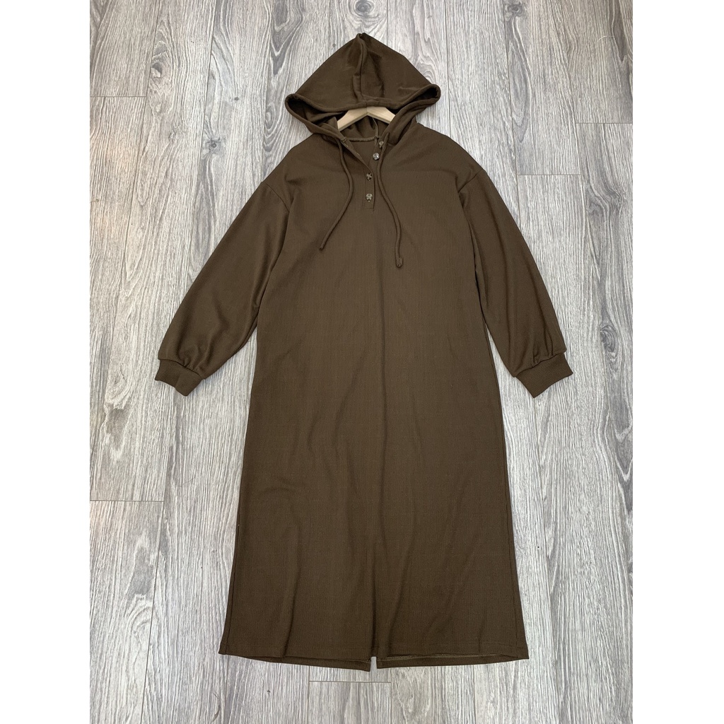 Váy Suông Nỉ Tăm Có Mũ Cúc Cổ Dáng Dài V817 SUSSTORE